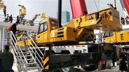 上海青浦華丹路吊車(chē)出租樓層吊裝嘉松中路叉車(chē)出租搬廠